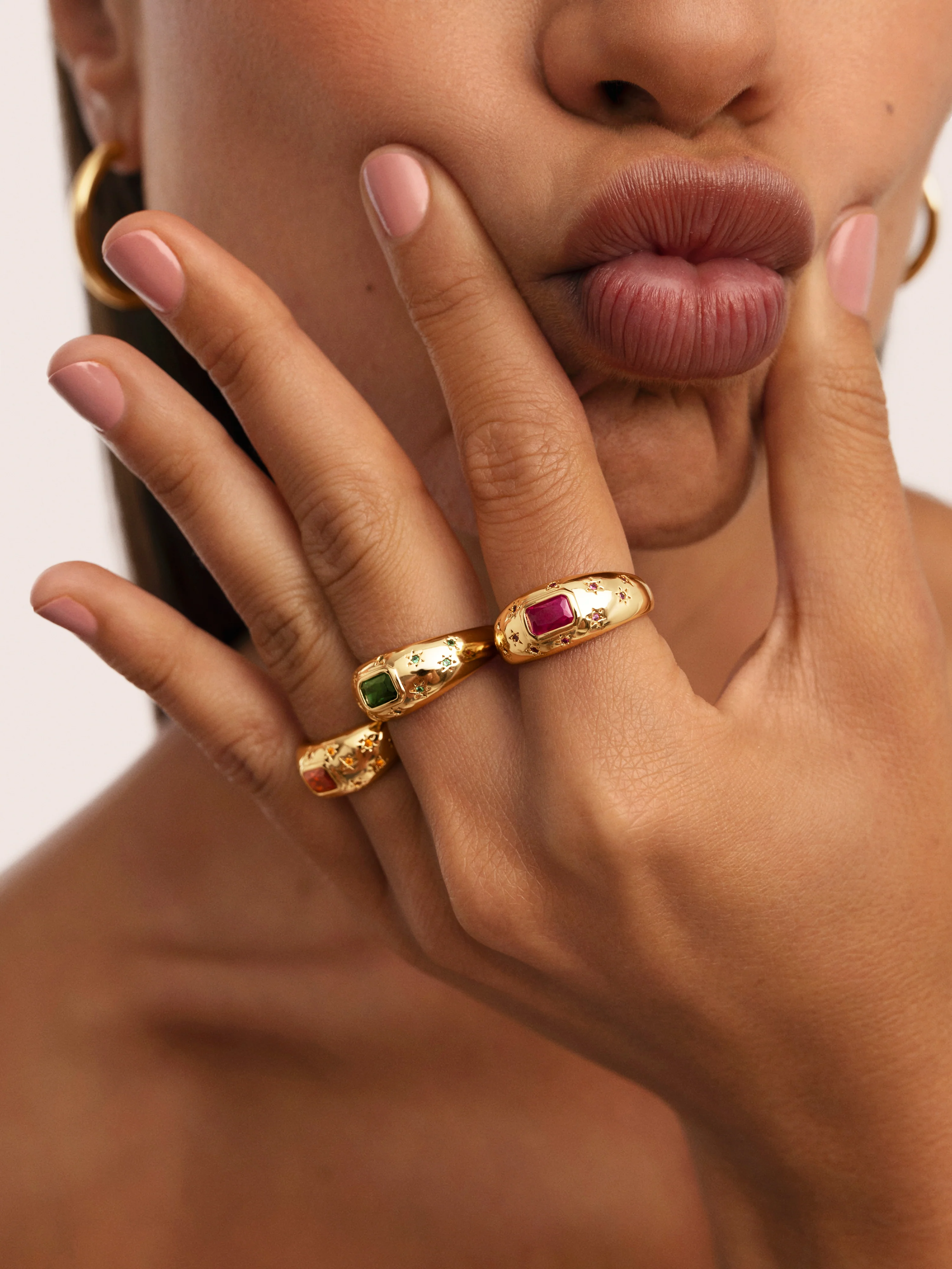 Anillo Charlotte Esmeralda Baño Oro - Image 6