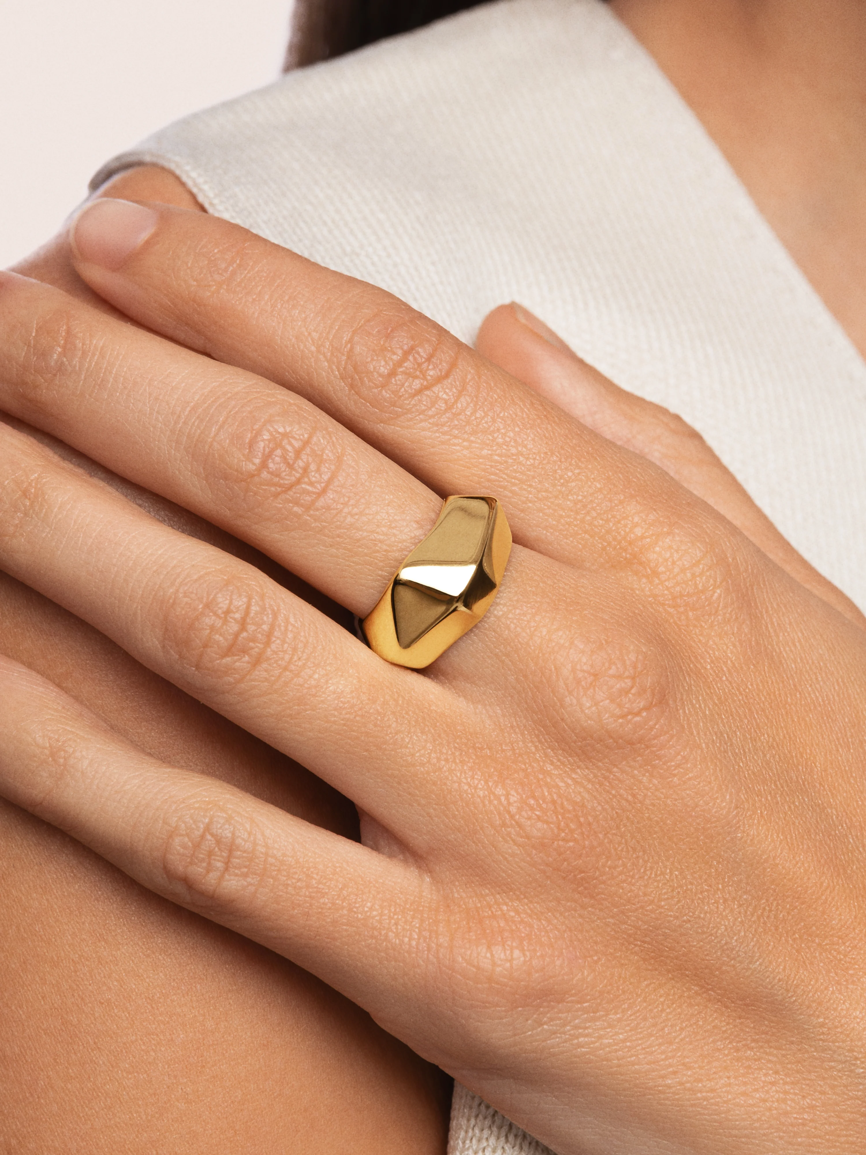 Anillo Tempo Acero Baño Oro - Image 2