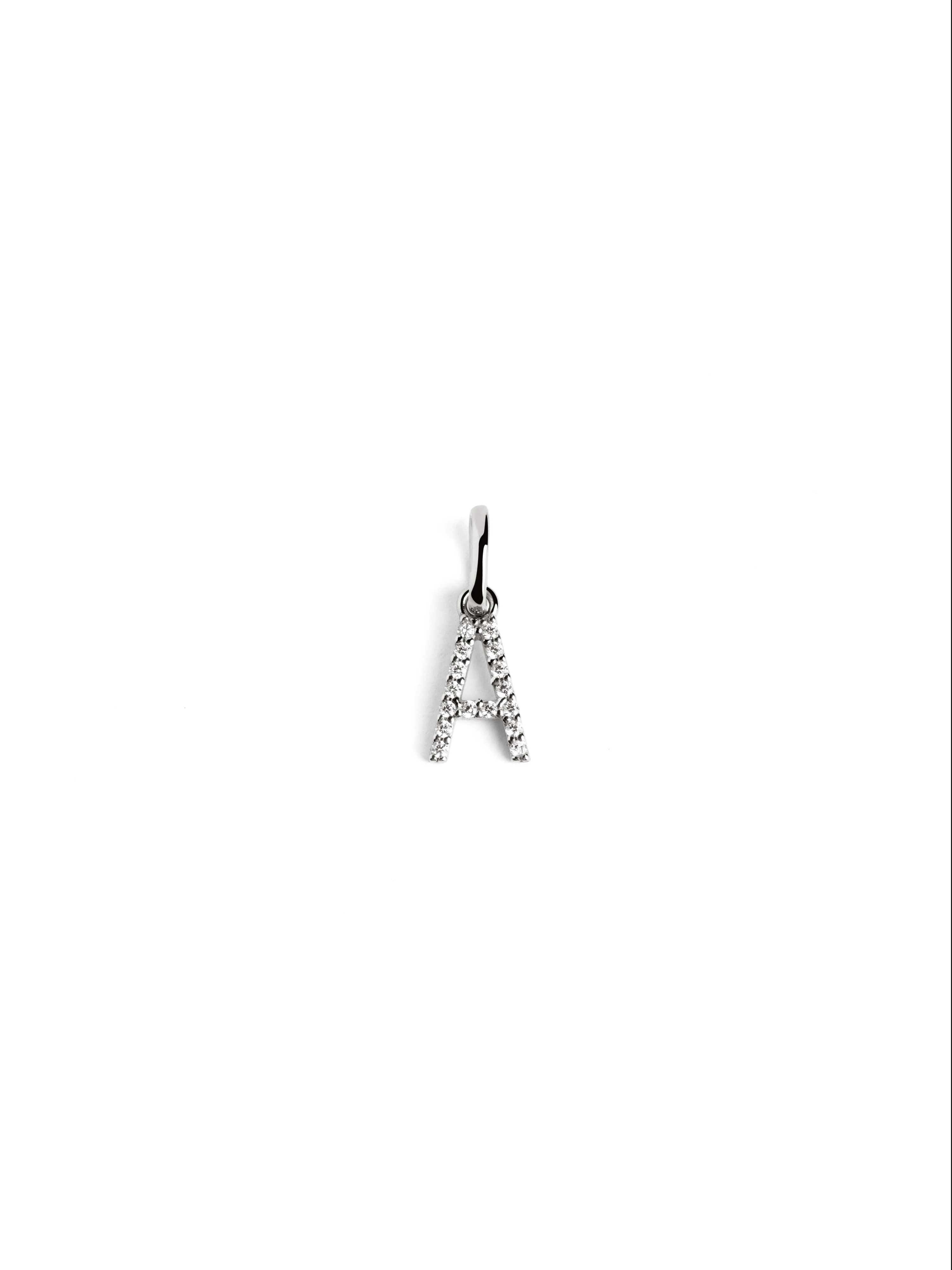 Charm Letter Spark Plata - Image 24