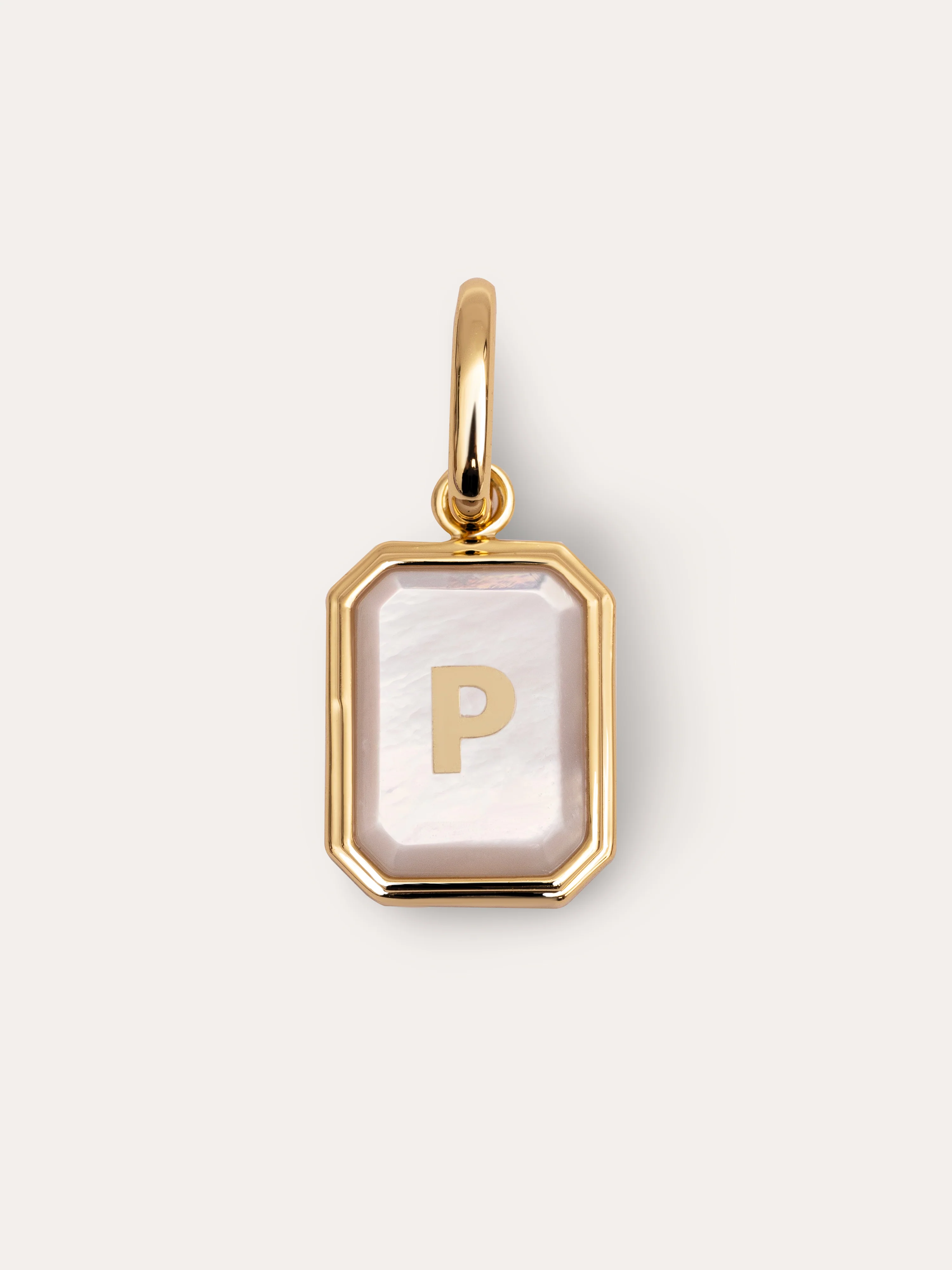 Charm Personalizado Letter Nácar Baño Oro - Image 17