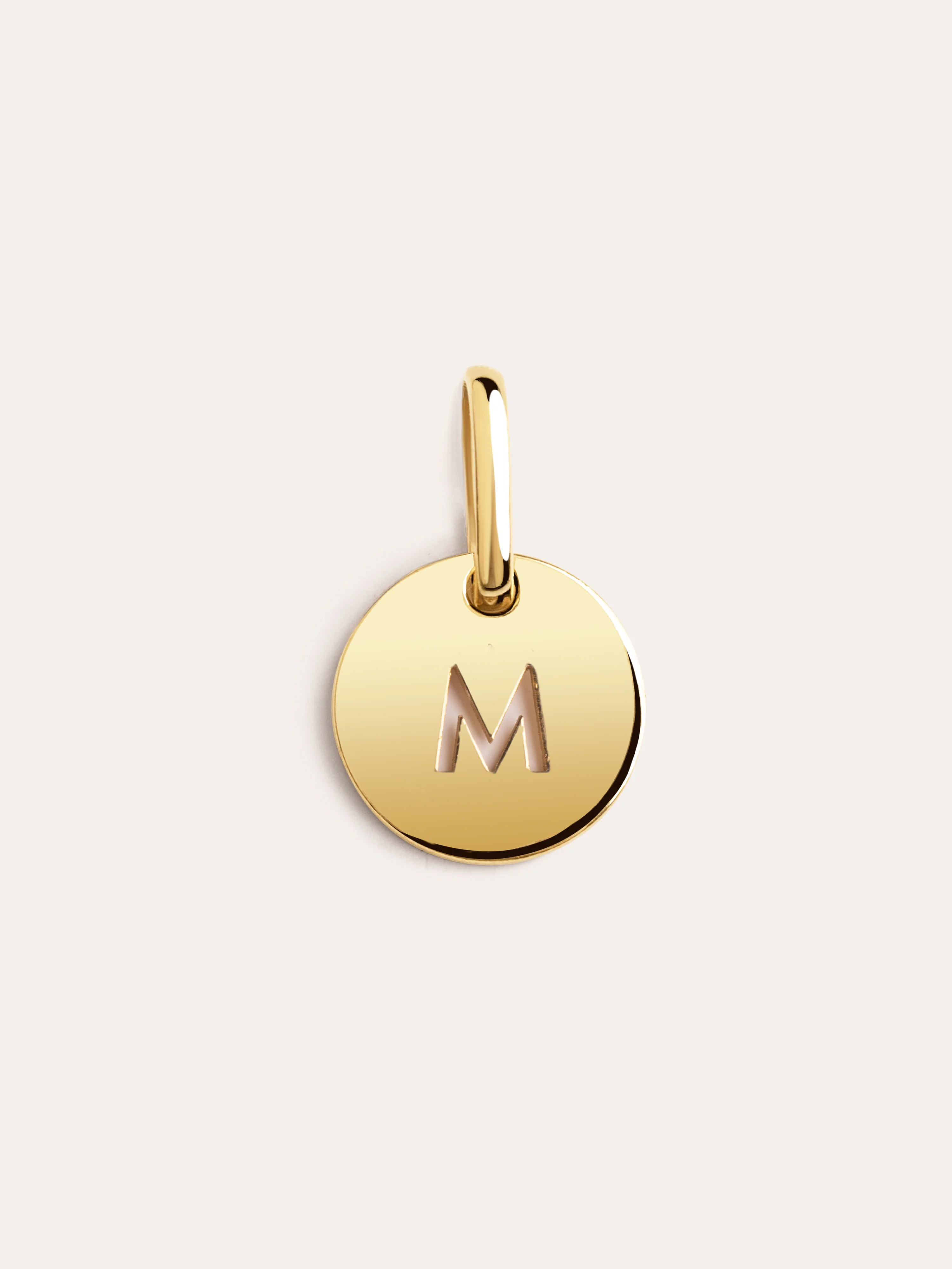 Mini Medallion Letter Plata Baño Oro - Image 18