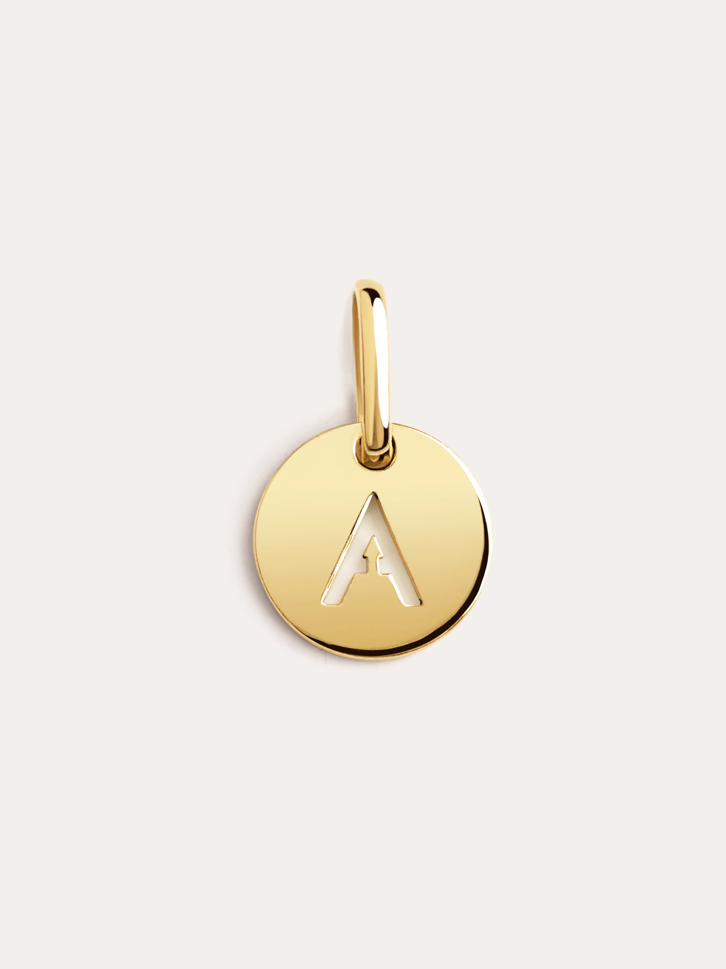Mini Medallion Letter Plata Baño Oro - Image 6