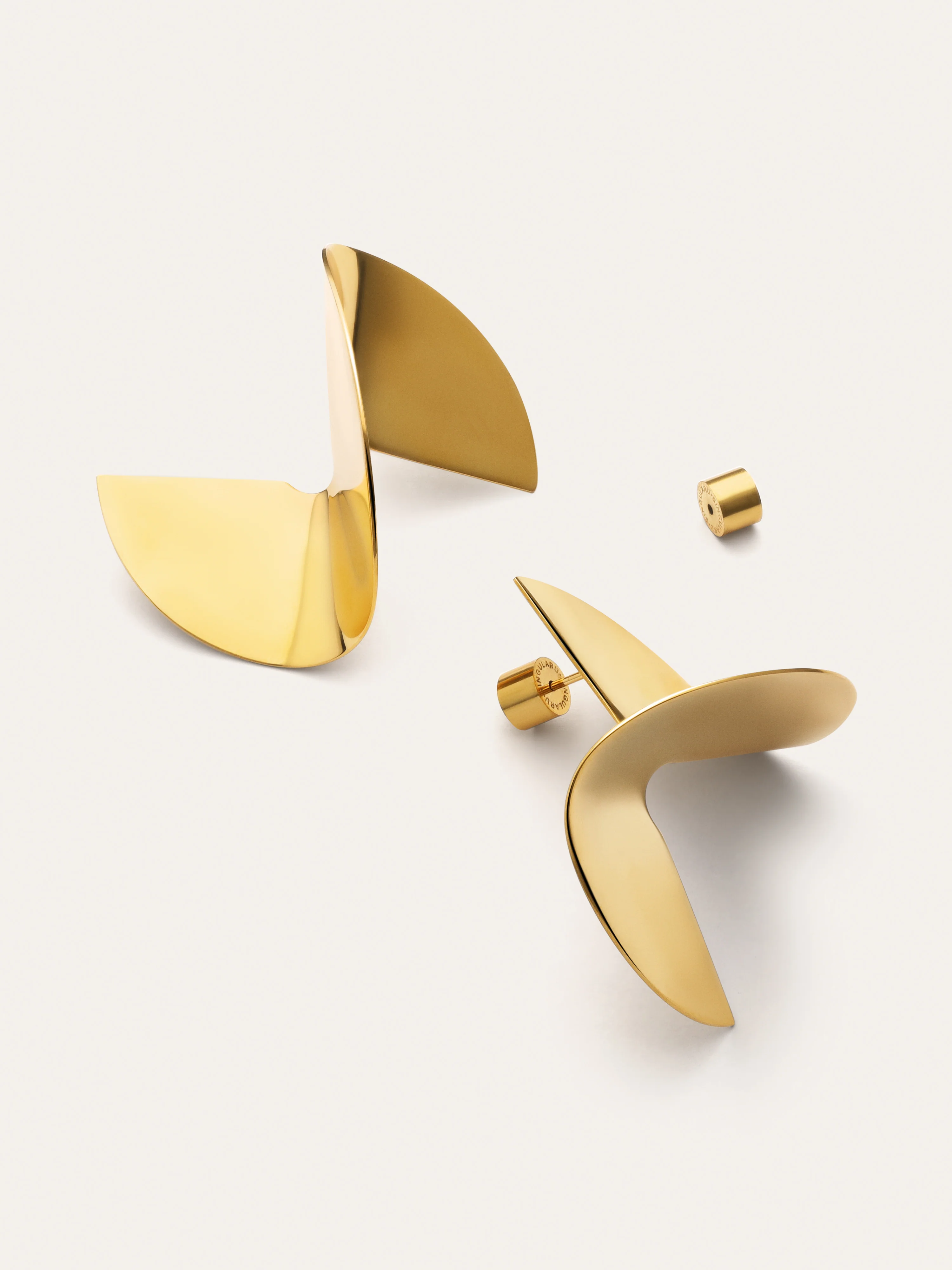 Pendientes Big Swirl Acero Baño Oro - Image 3